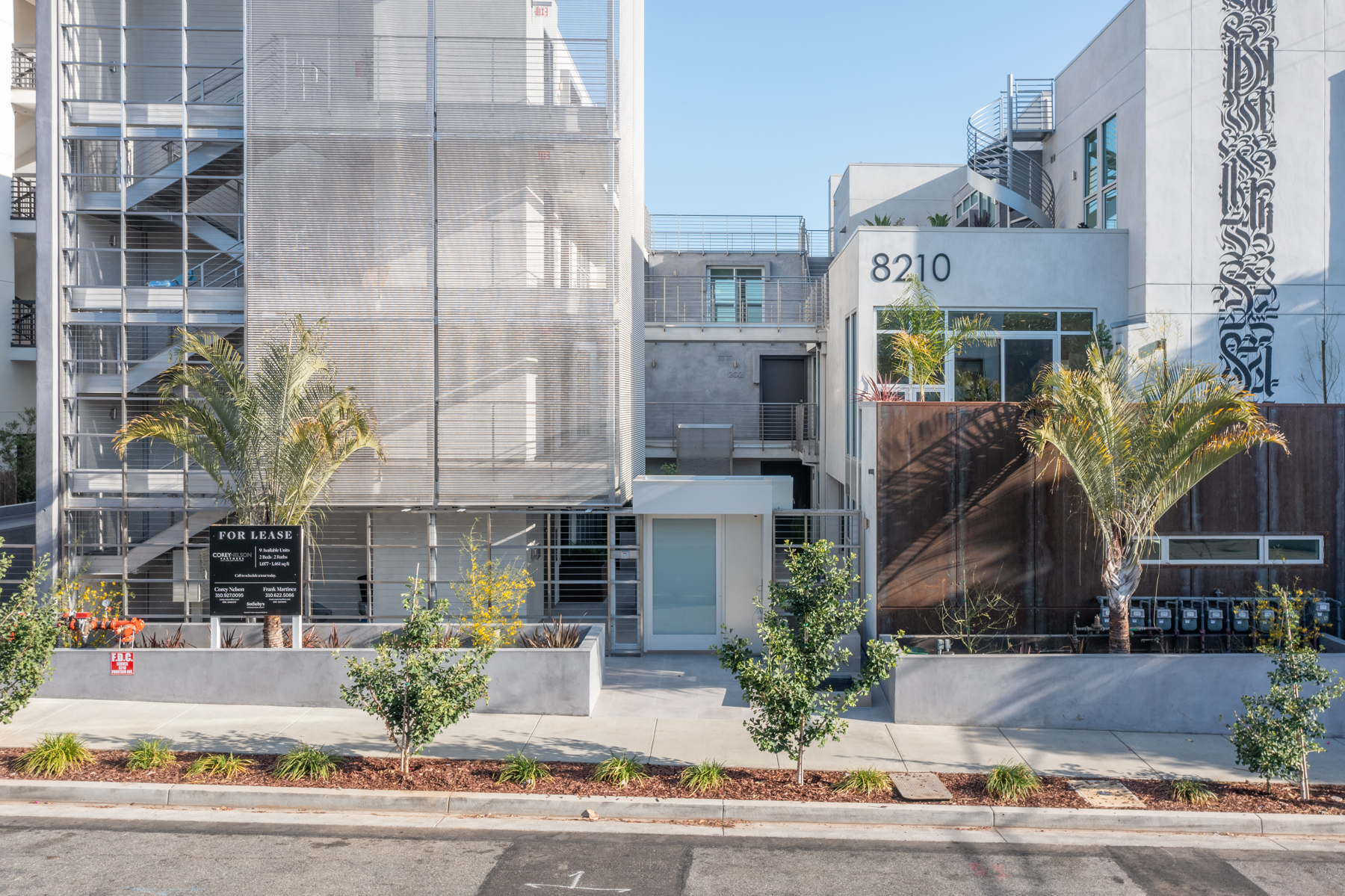 $4,995/mo — 2 bd, 2 ba Condo at 8210 Fountain Ave #103, West Hollywood
